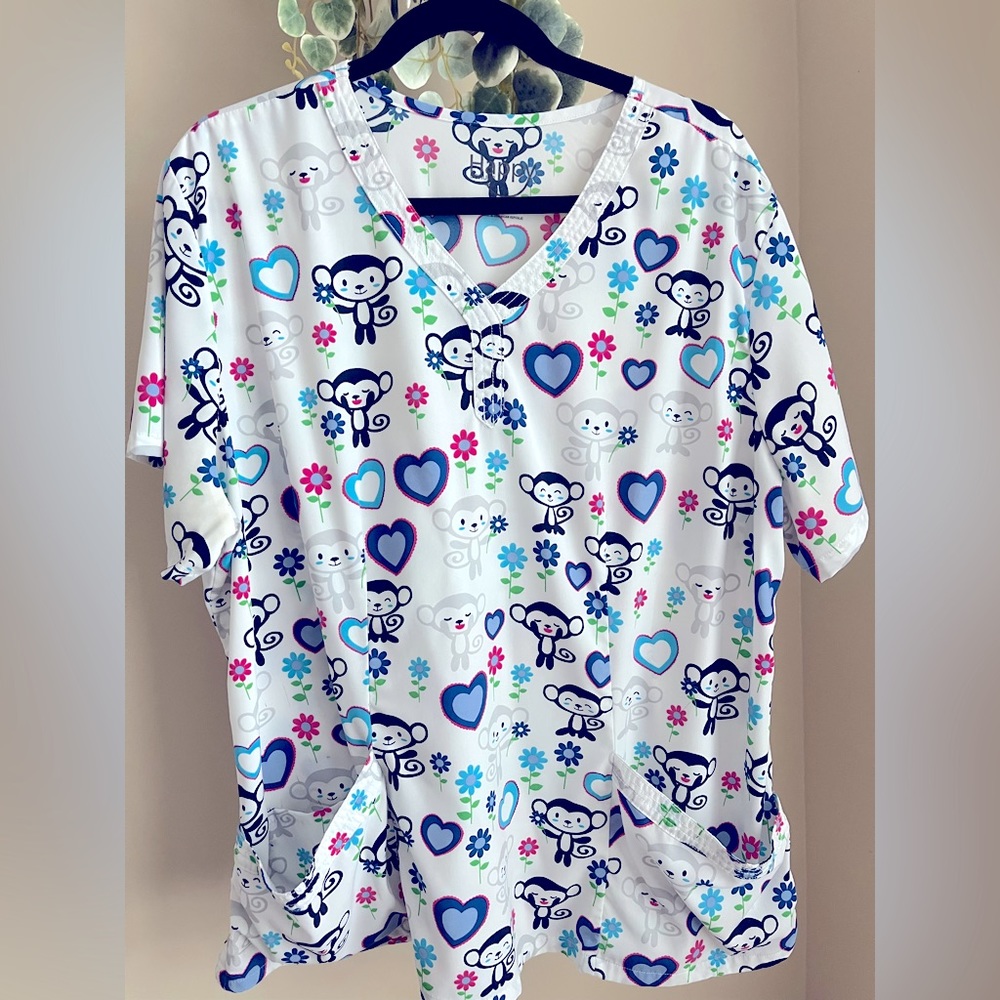 Women’s Scrub top size 2x
